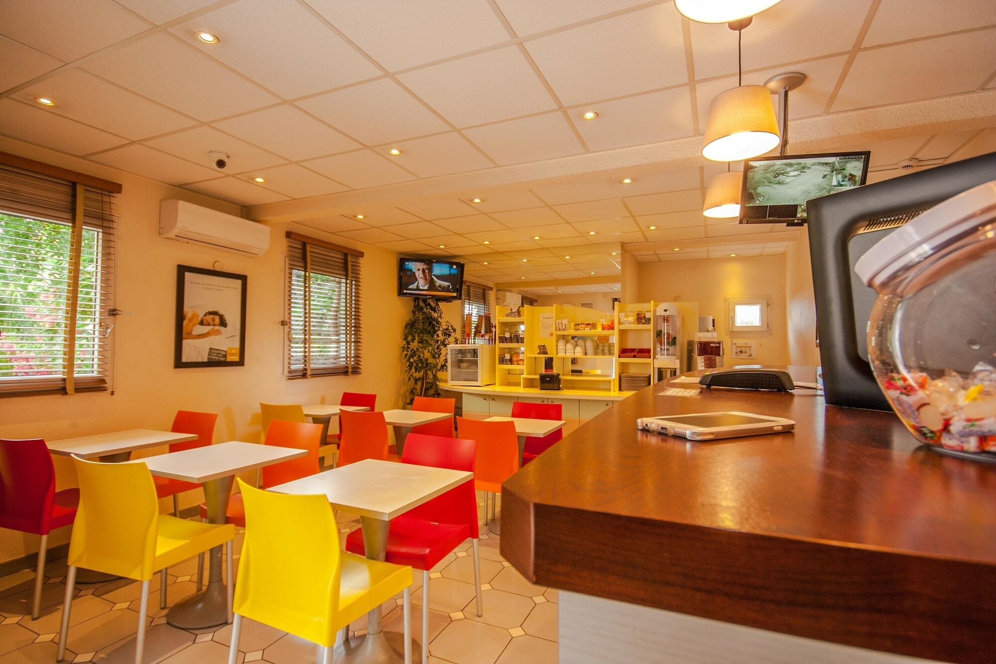 מוגויו Greet Hotel Montpellier Aeroport Parc Des Expos מראה חיצוני תמונה